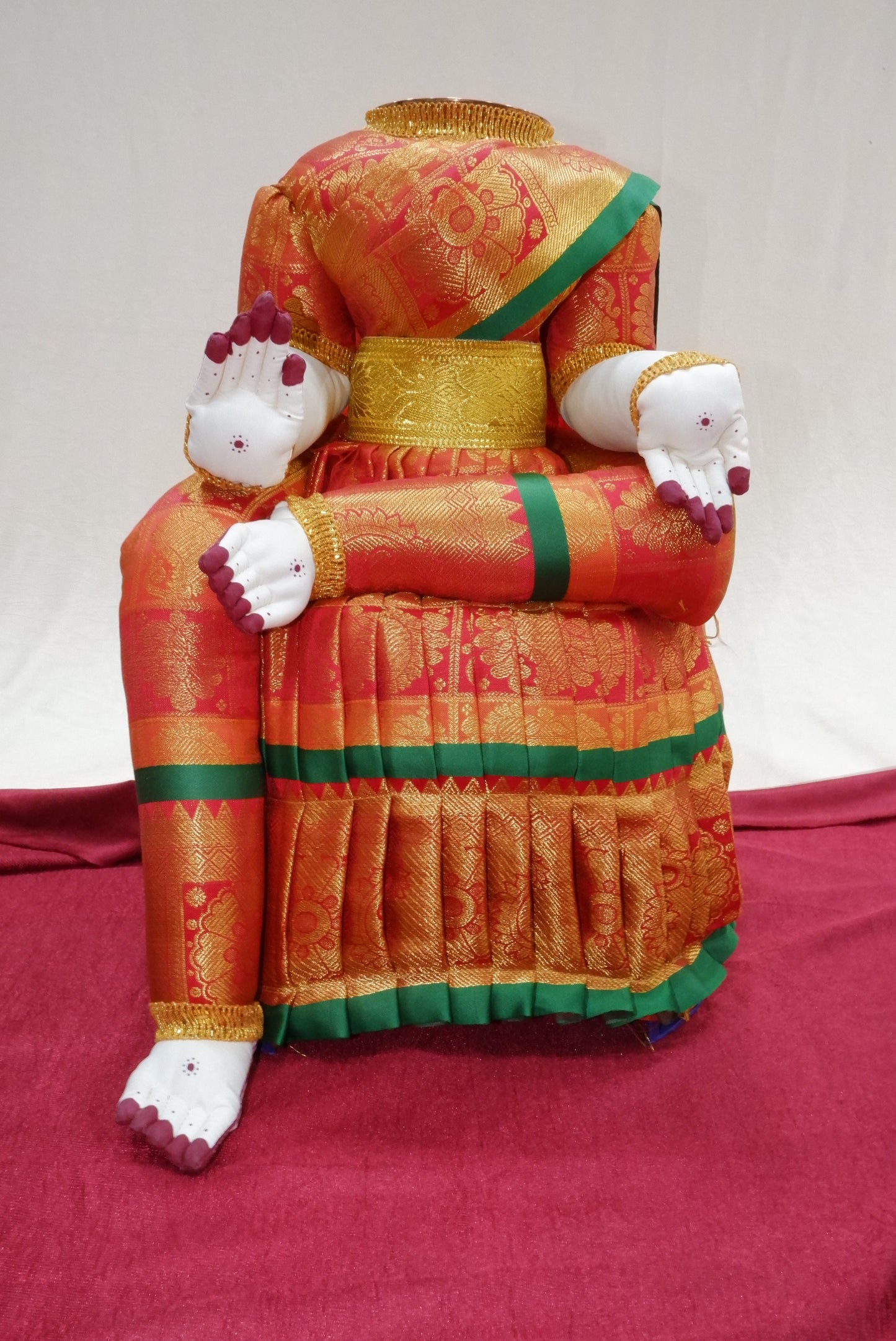 sriman lakshmi idol vara maha lakshmi vratam
