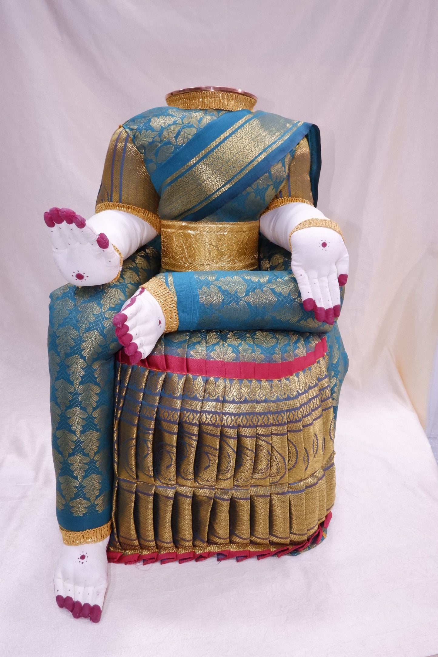 sriman Traditional Varalakshmi Doll - Classic colour
