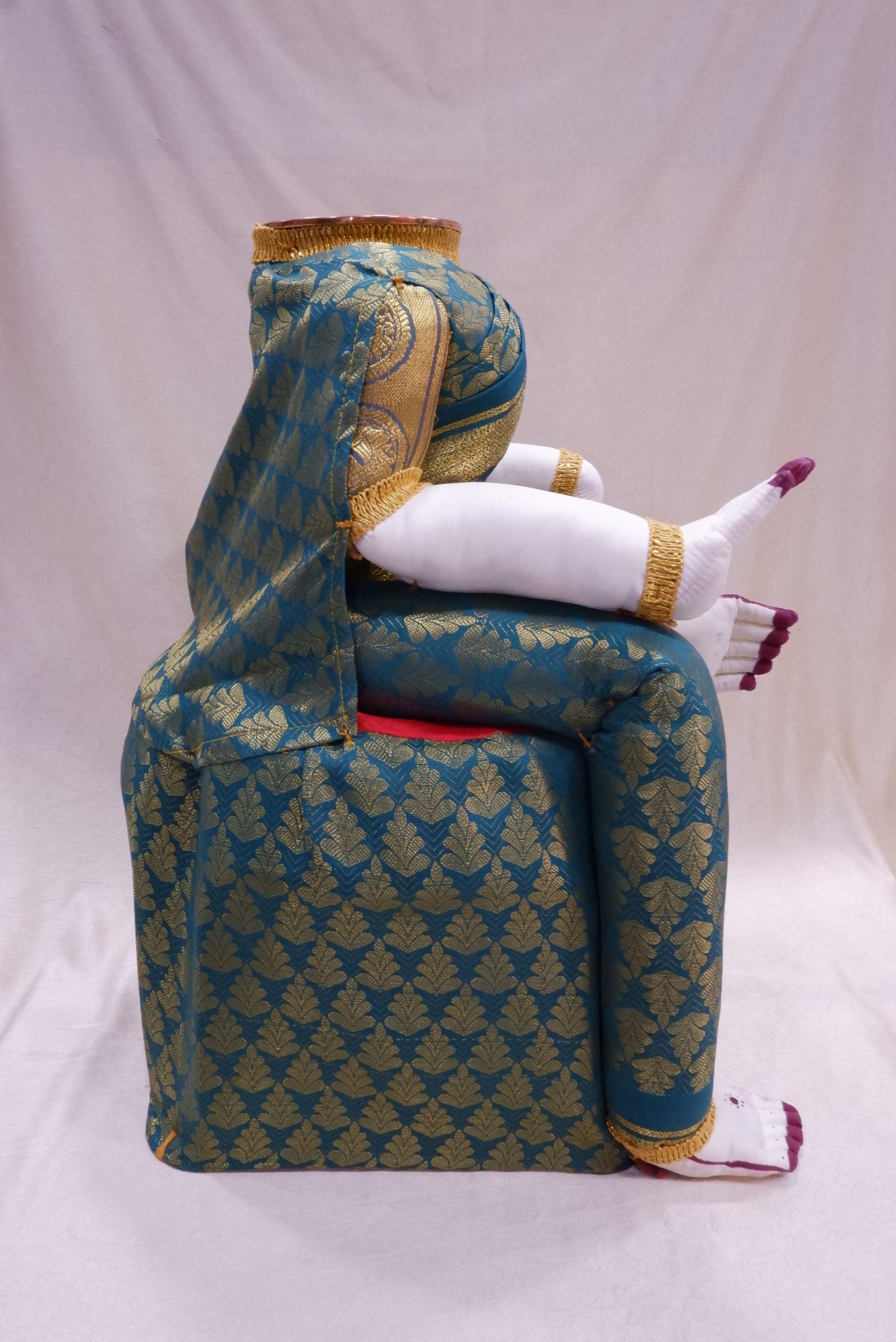 sriman Traditional Varalakshmi Doll - Classic colour