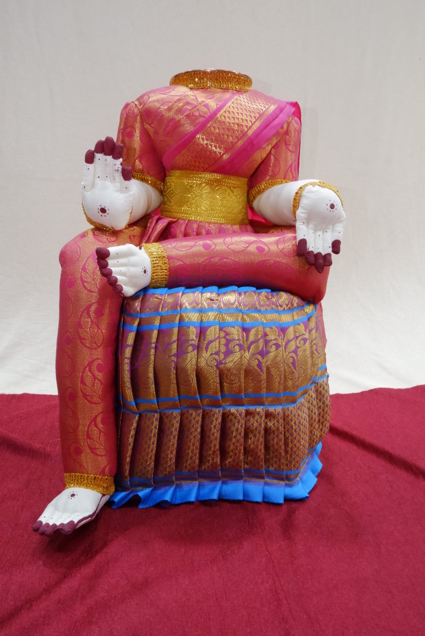 SRIMAN LAKSHMI DOLL 18 INCH