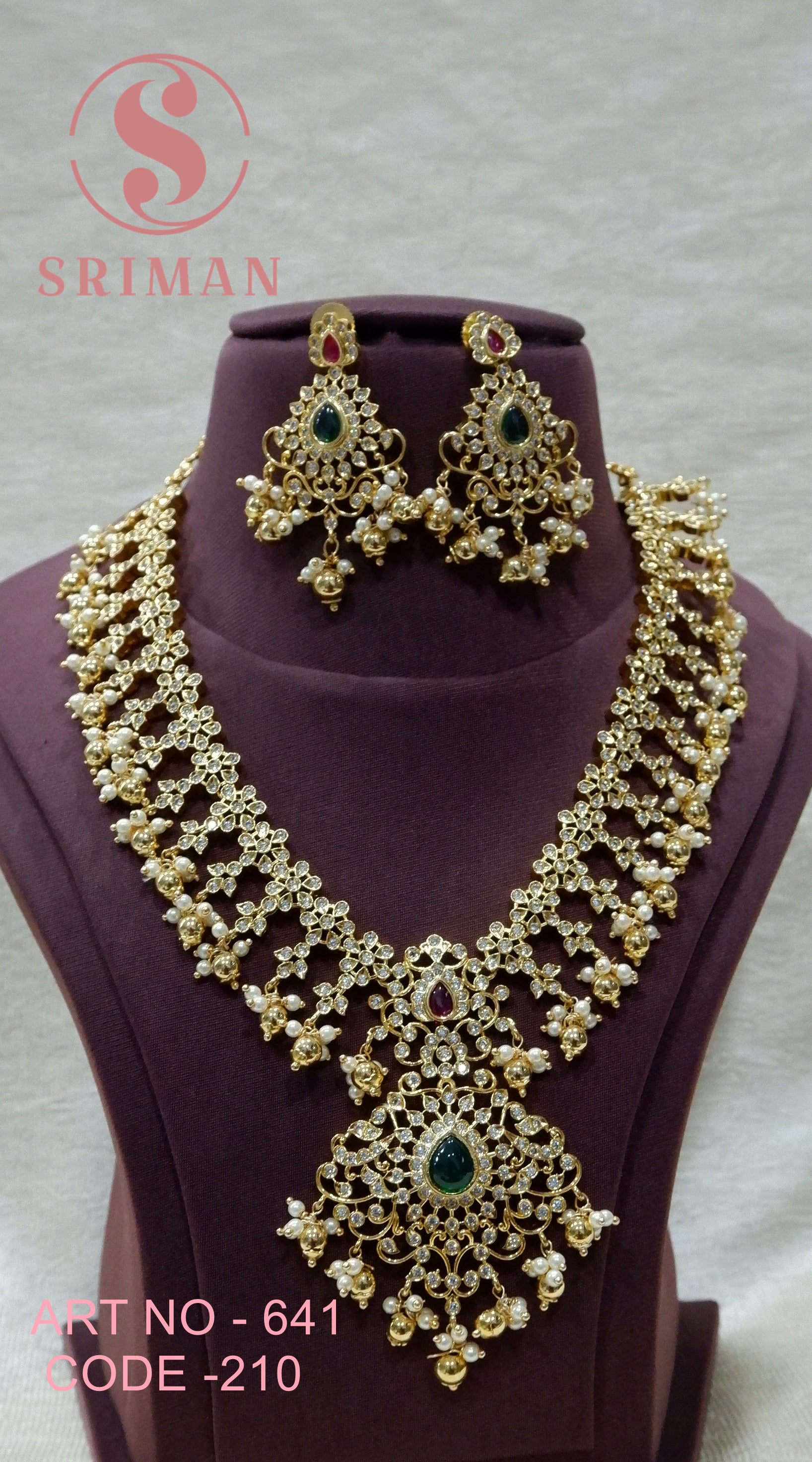 Fancy on sale moti necklace