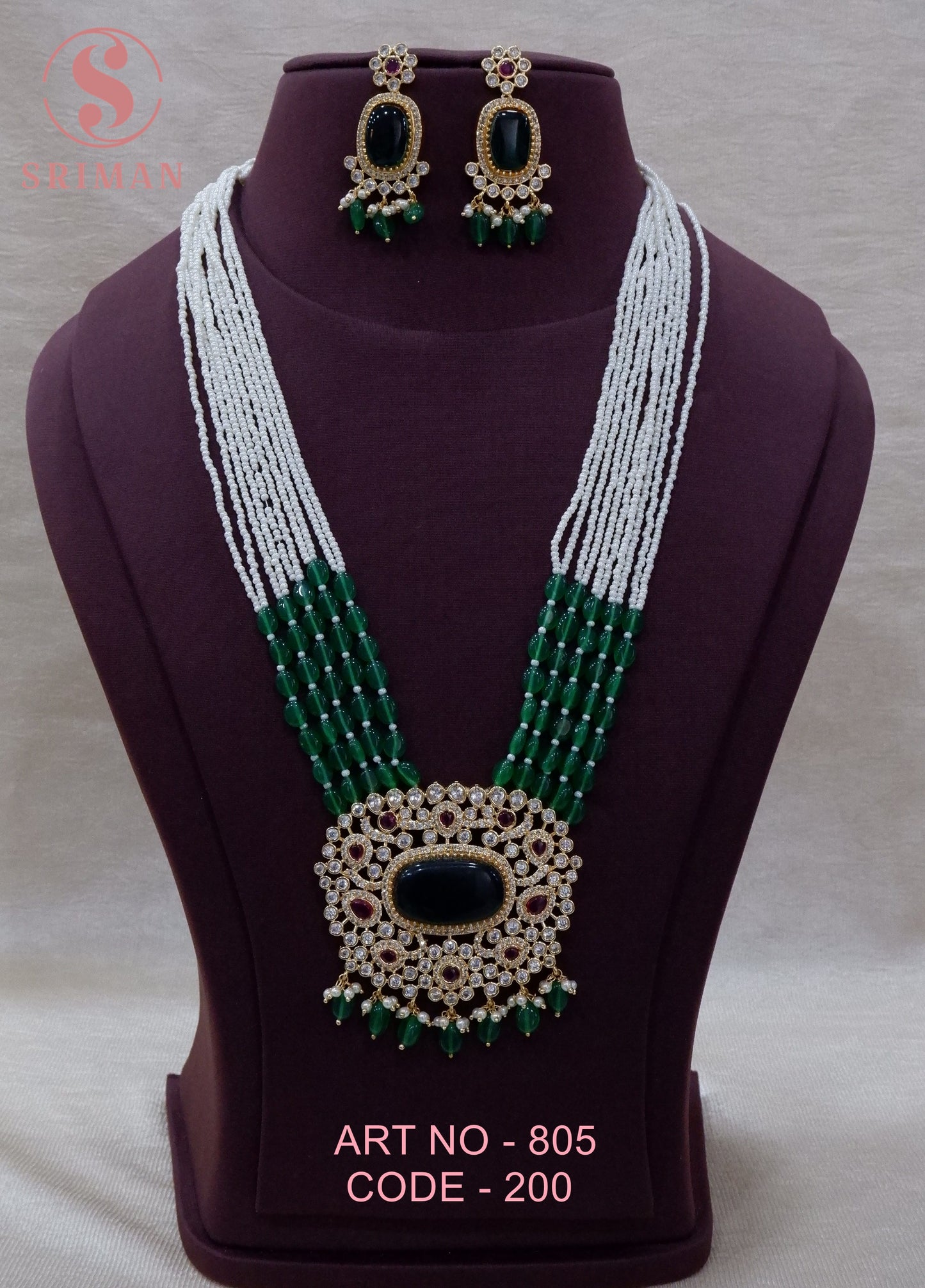 SRIMAN FANCY GREEN BEATS HARAM WITH EARINGS