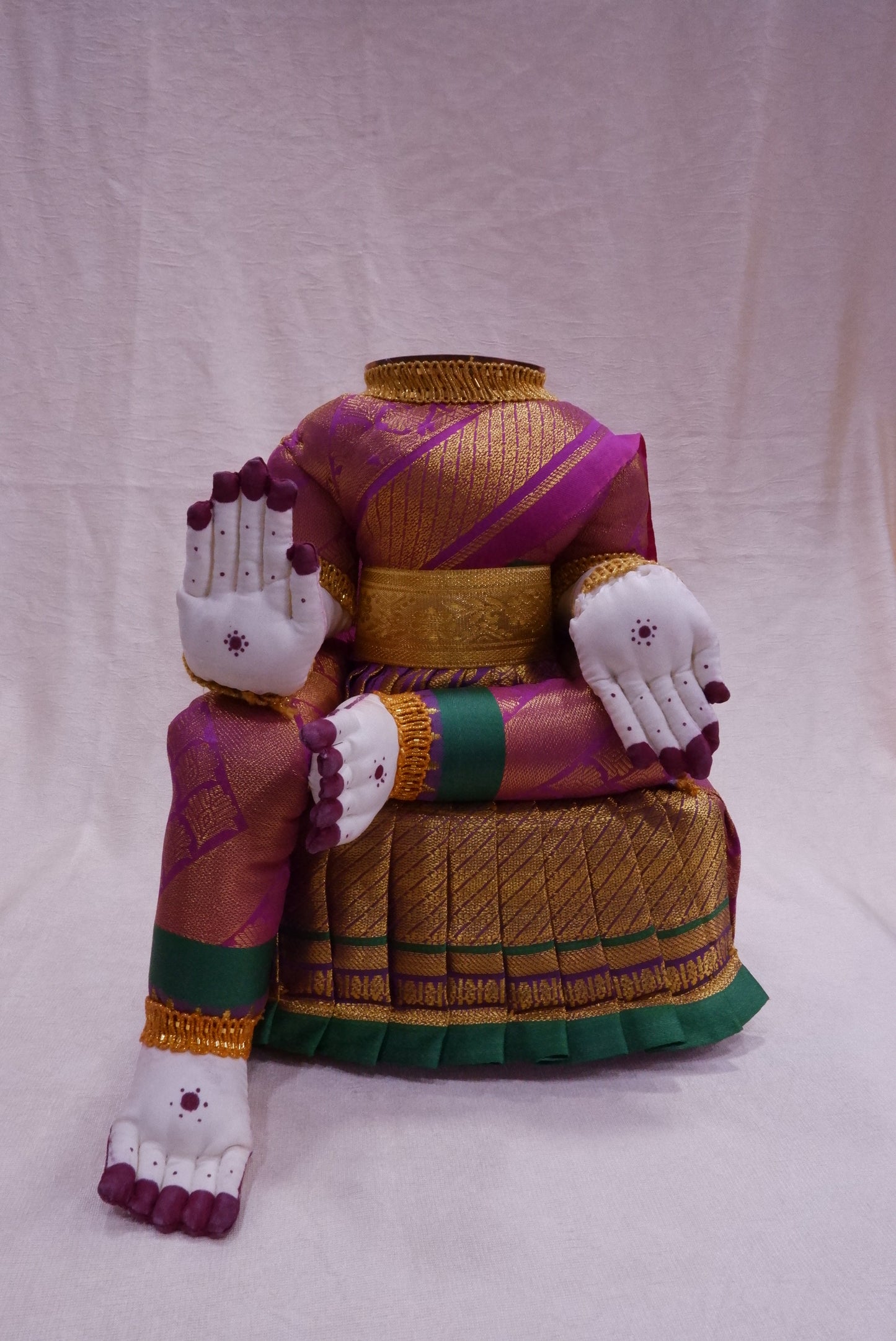 sriman ammavaru doll varamaha lakshmi idol 10 inch
