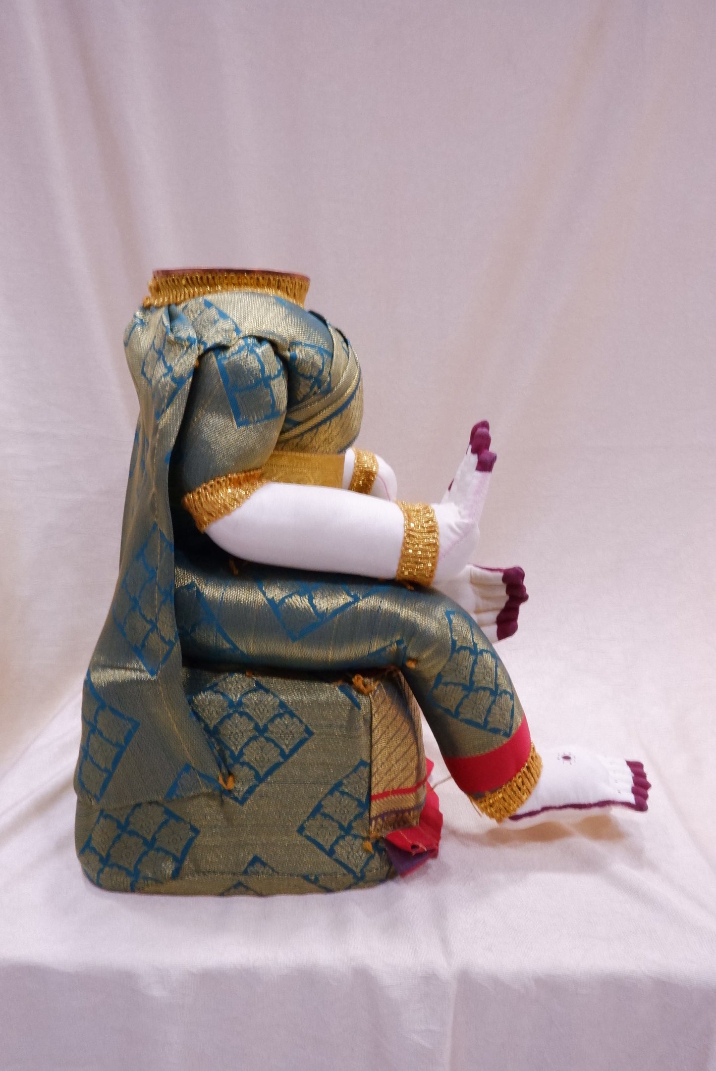 sriman Classic Varalakshmi Idol  amma vara maha lakshmi 12 inch