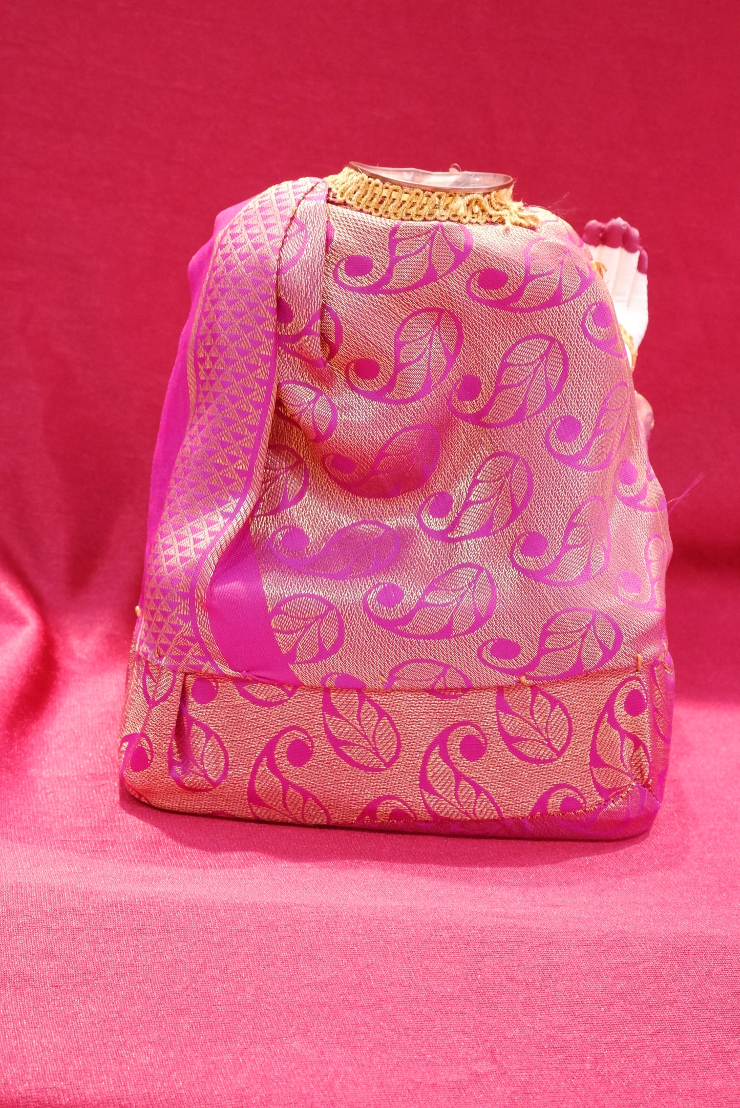 sriman lakshmi goddess dolls   Ammavaru amman pooja Lakshmi 9 inches