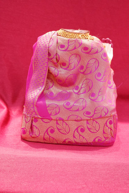 sriman lakshmi goddess dolls   Ammavaru amman pooja Lakshmi 9 inches