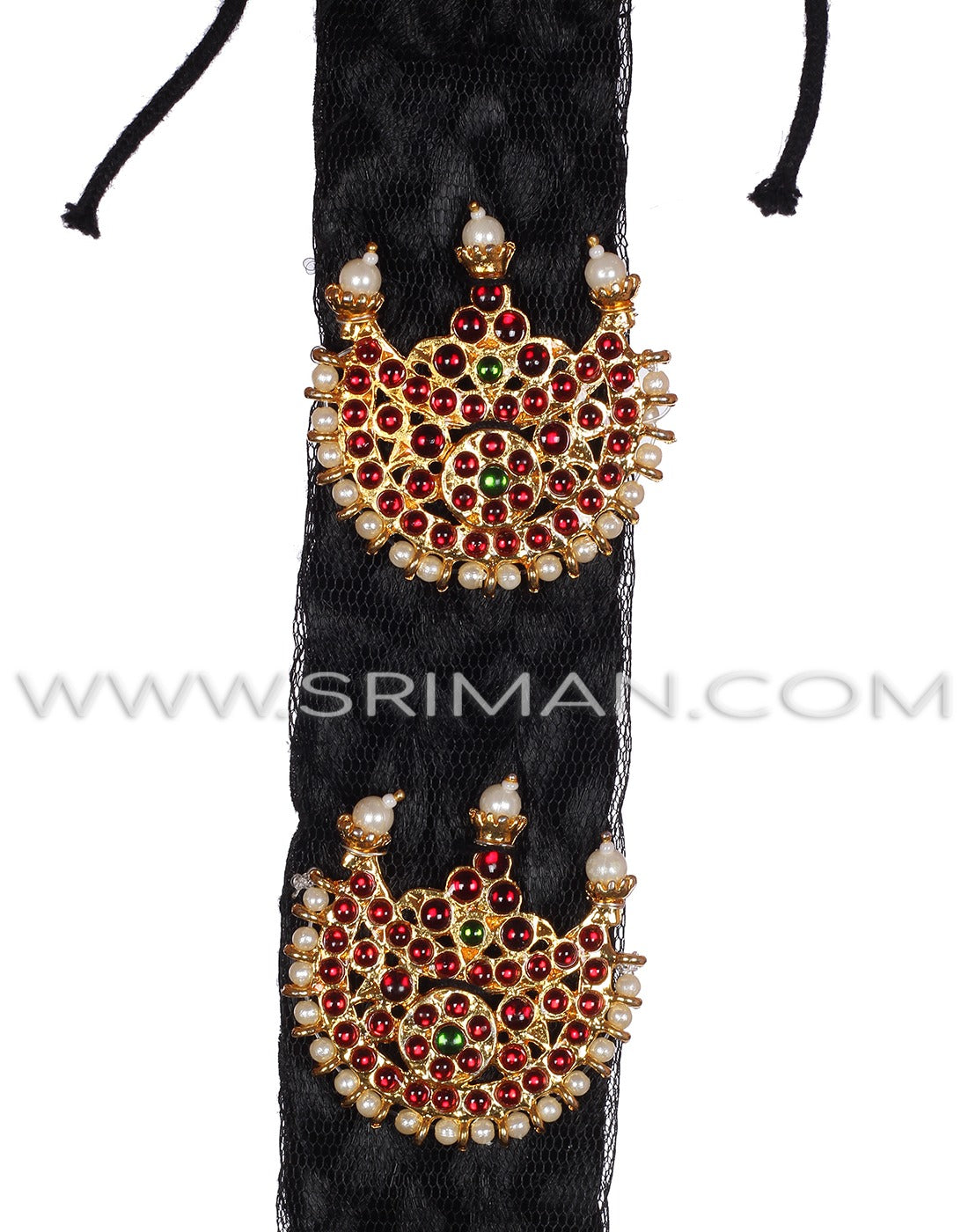 Traditional jada braid set with gold kunjalam accessory.