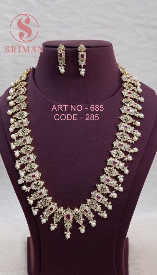 SRIMAN GOLD POLISH RED BEATS LONG HARAM WITH EARINGS