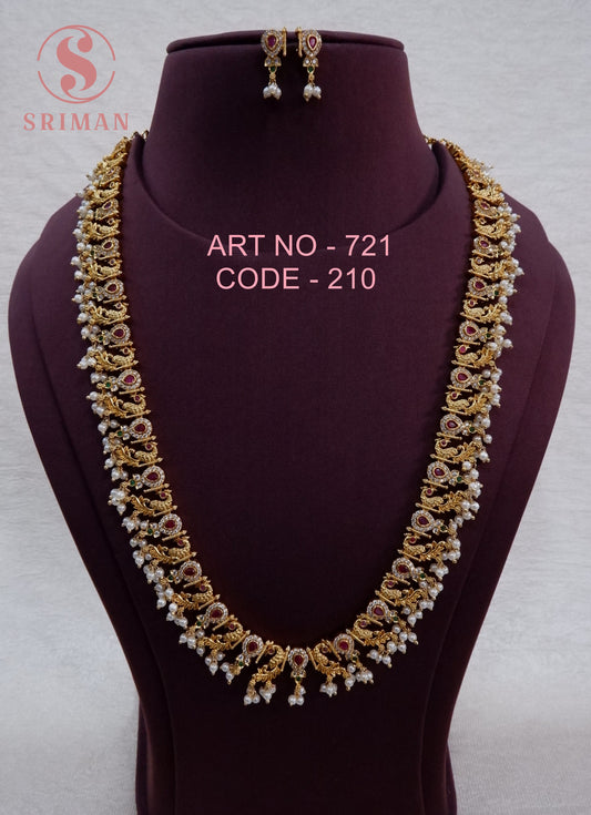 SRIMAN MATT MANGO MOTI LONG HARAM WITH EARINGS