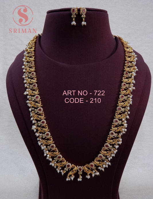 SRIMAN MATT MOTI LONG HARAM WITH EARINGS