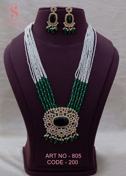 SRIMAN FANCY GREEN BEATS HARAM WITH EARINGS